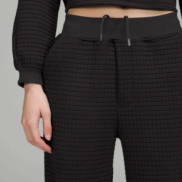 Lululemon Lululemon lab Textured Grid High-Rise Jogger 28” size 8 black - Picture 3 of 8